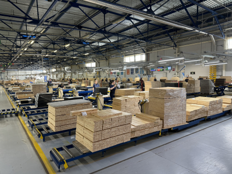 ООО «Лузалес-Тихвин»